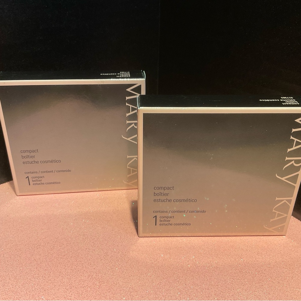 2-Mary Kay magnetic compacts #1